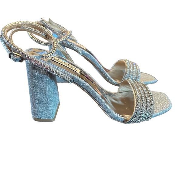 Badgley Mischka  Becca Strappy Block Heels Silver Metallic Rhinestone NEW Size 7 - Picture 6 of 11